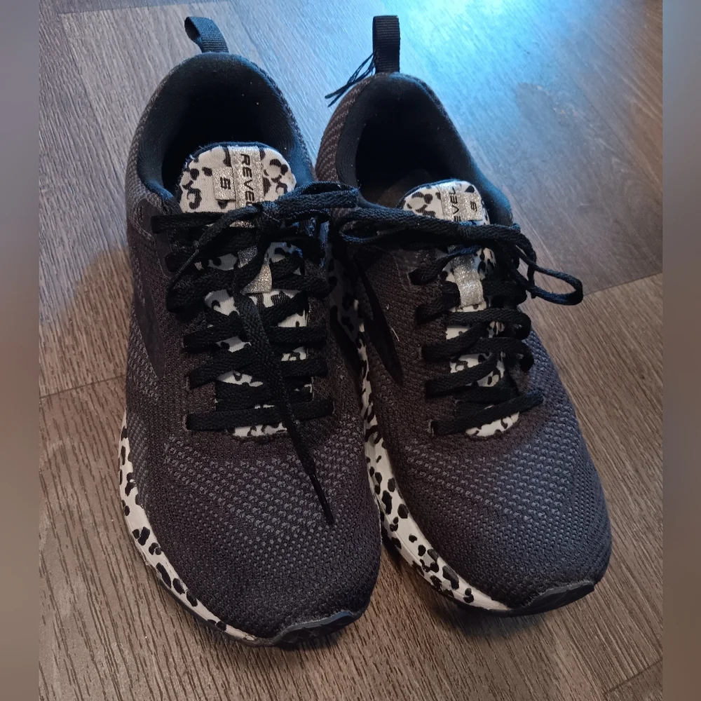 Women's Black Knit Sneakers with Leopard-Print Accents - Picture 1 of 6